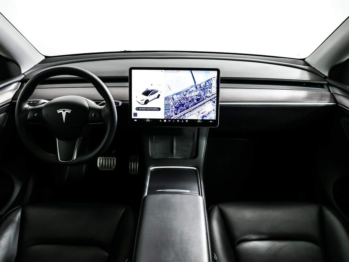 Tesla Model Y с пробегом — 2023 год. Фото: #9