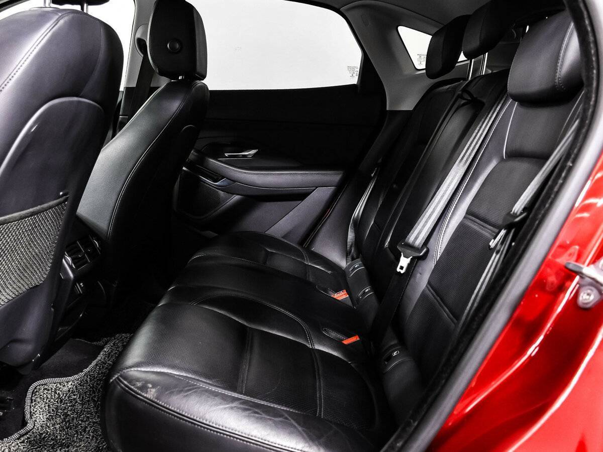 Jaguar E-Pace с пробегом — 2018 год. Фото: #12