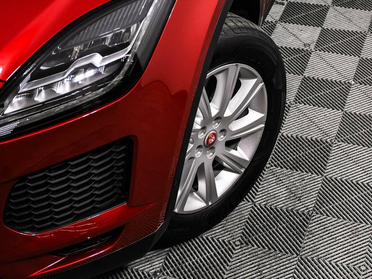 Jaguar E-Pace с пробегом — 2018 год. Фото: #13