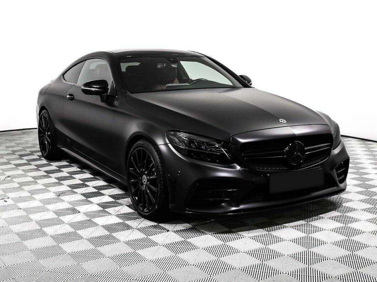Mercedes-Benz C-Класс AMG с пробегом — 2018 год. Фото: #2