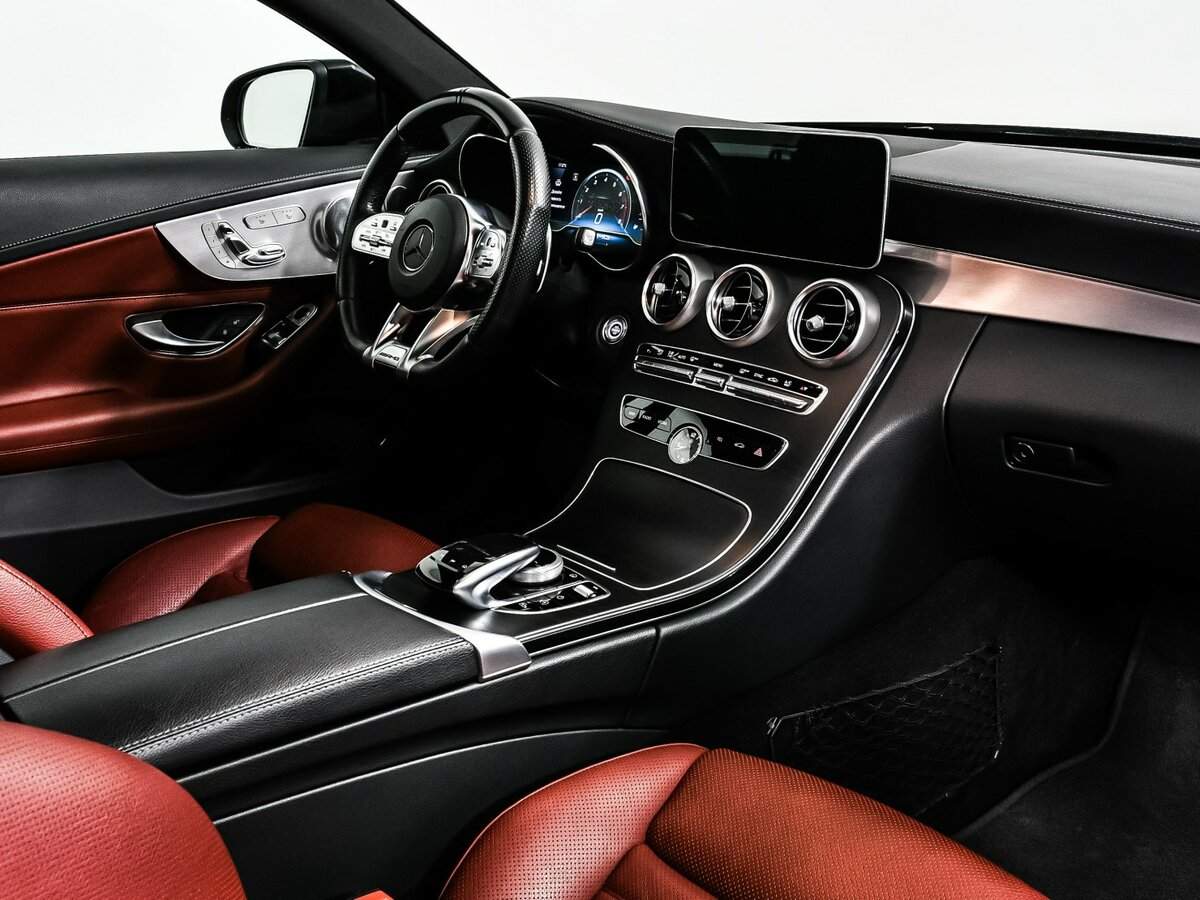 Mercedes-Benz C-Класс AMG с пробегом — 2018 год. Фото: #8