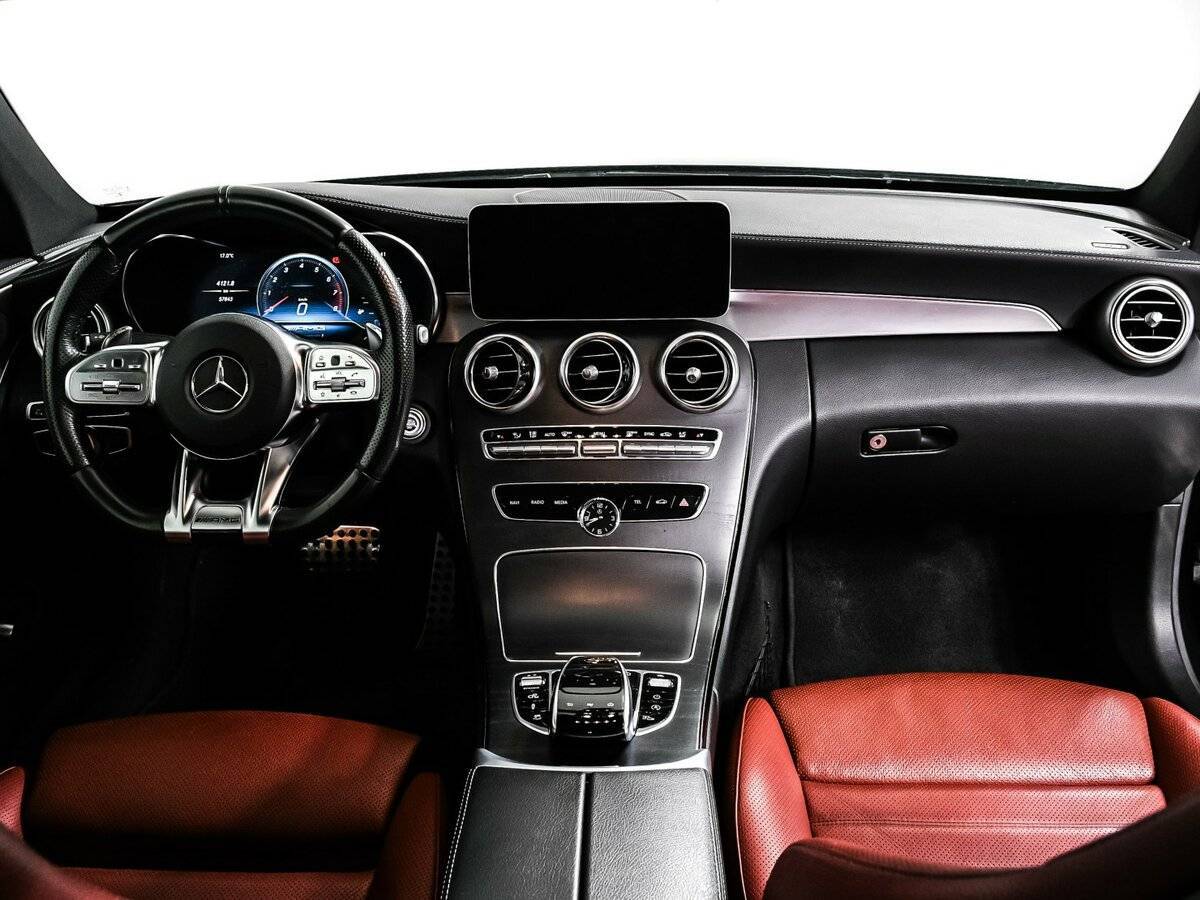 Mercedes-Benz C-Класс AMG с пробегом — 2018 год. Фото: #10