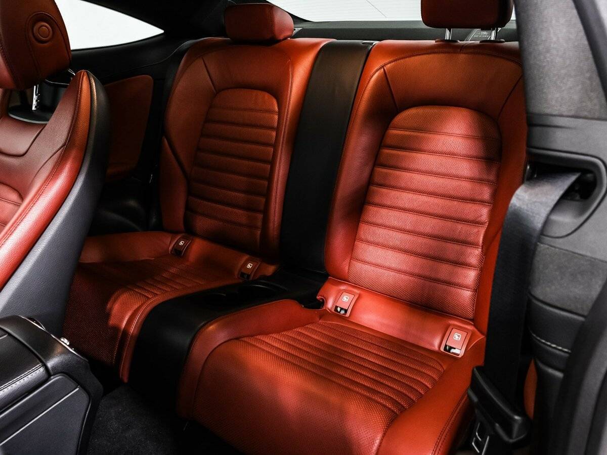 Mercedes-Benz C-Класс AMG с пробегом — 2018 год. Фото: #11