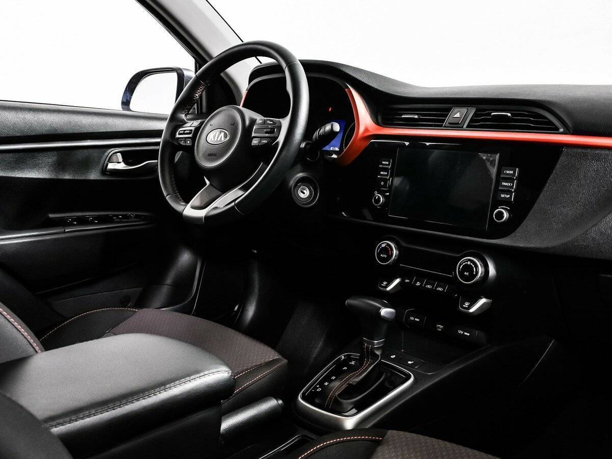 Kia Rio с пробегом — 2020 год. Фото: #8