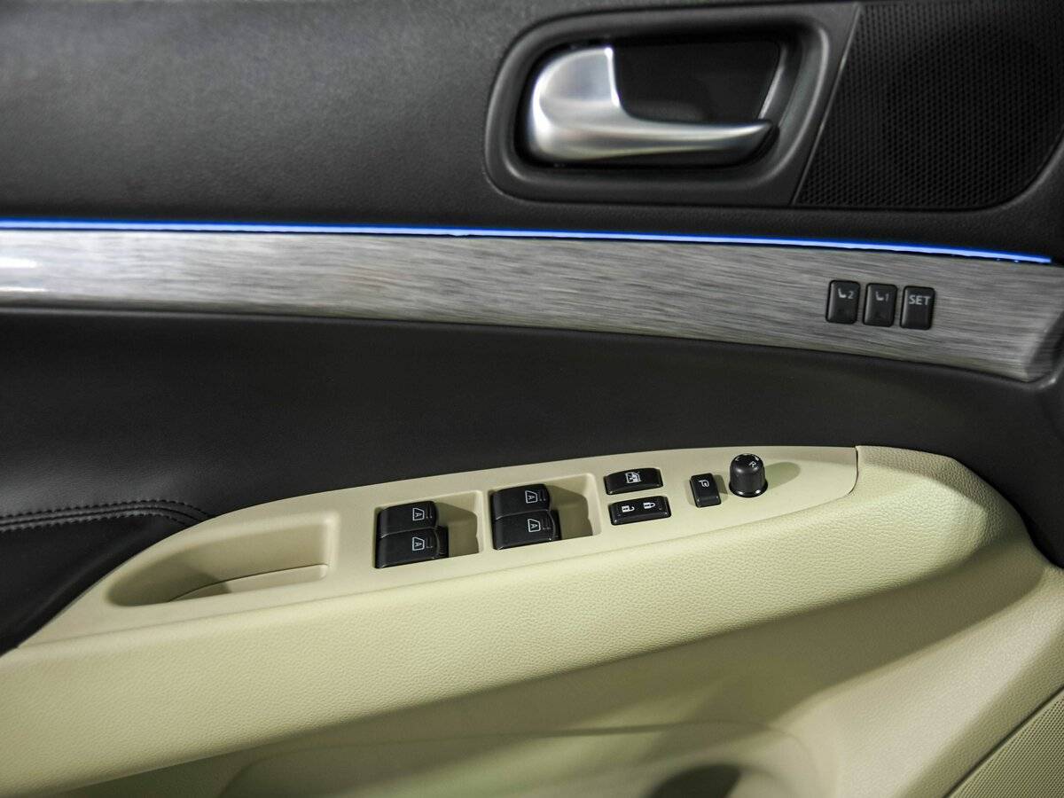 Infiniti G с пробегом — 2013 год. Фото: #12