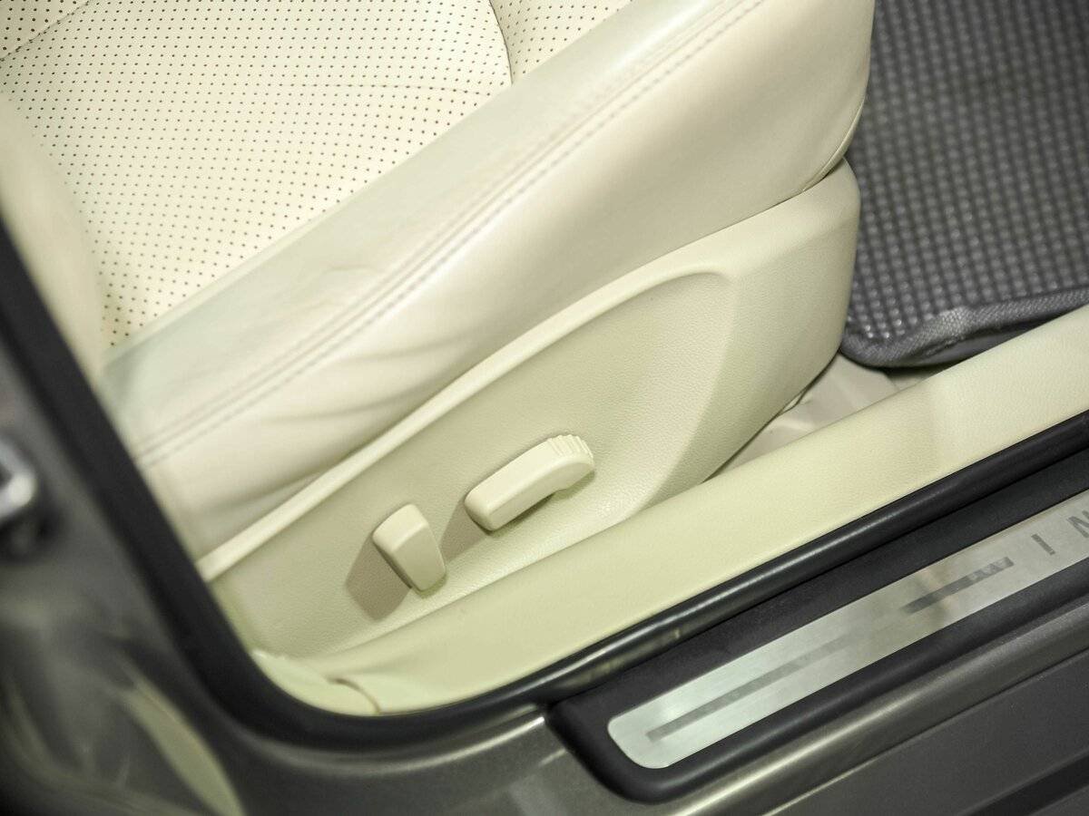 Infiniti G с пробегом — 2013 год. Фото: #18