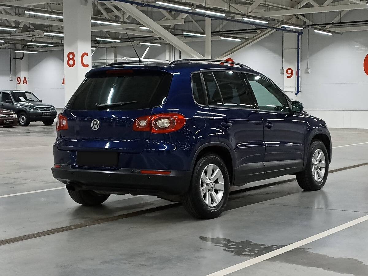 Volkswagen Tiguan с пробегом — 2009 год. Фото: #4