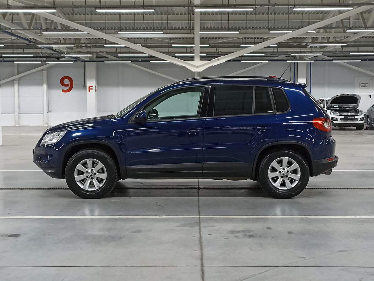 Volkswagen Tiguan с пробегом — 2009 год. Фото: #7