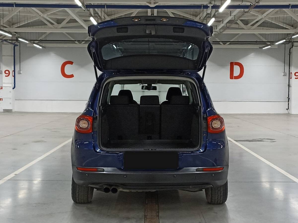 Volkswagen Tiguan с пробегом — 2009 год. Фото: #9