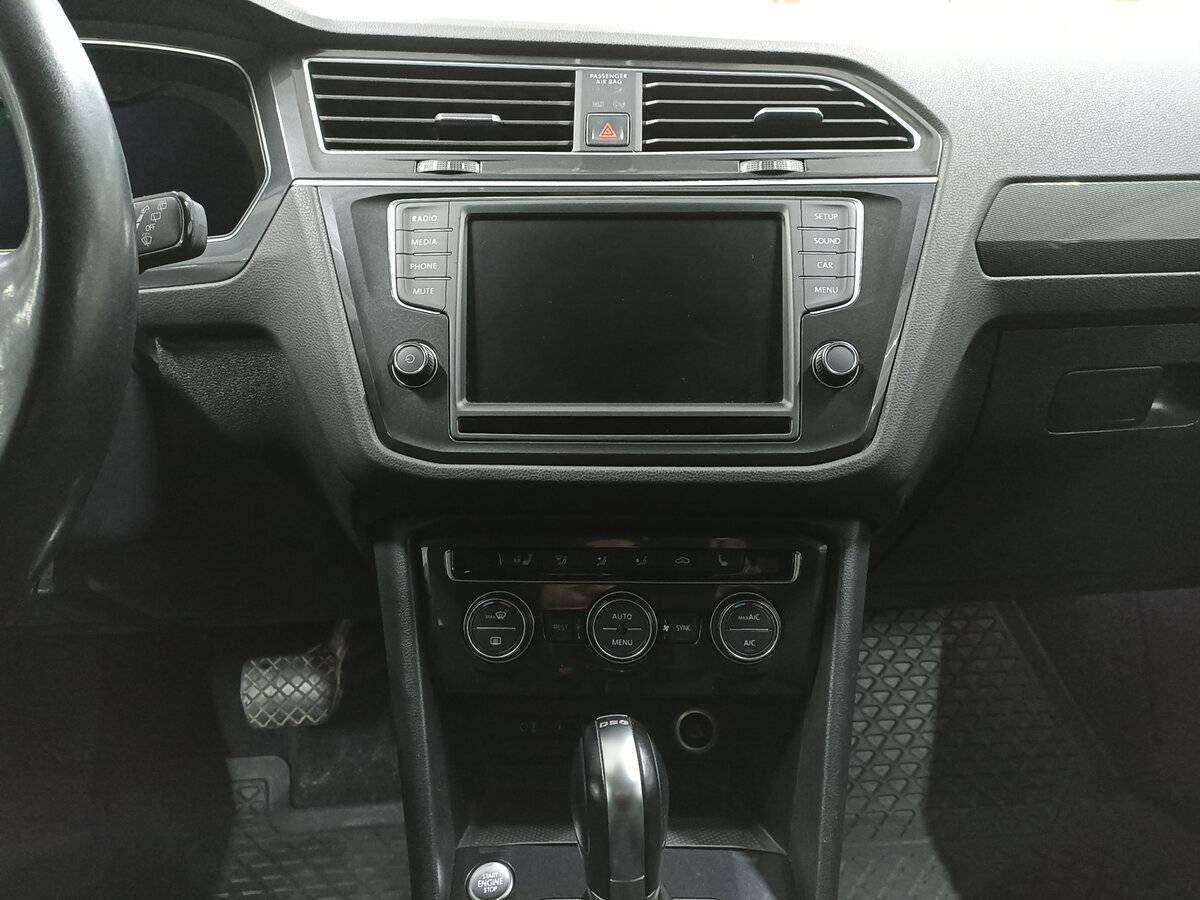 Volkswagen Tiguan с пробегом — 2017 год. Фото: #14