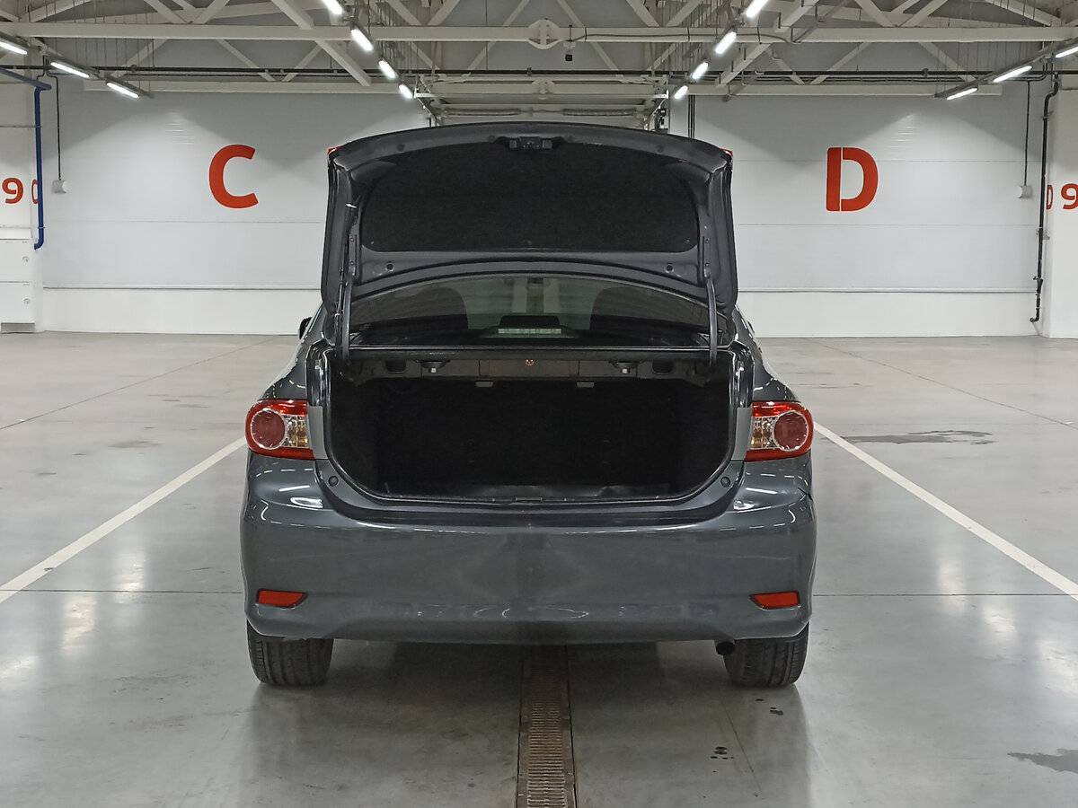 Toyota Corolla с пробегом — 2010 год. Фото: #9