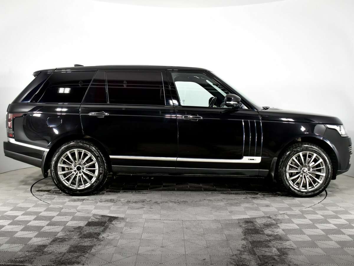 Land Rover Range Rover с пробегом — 2017 год. Фото: #3