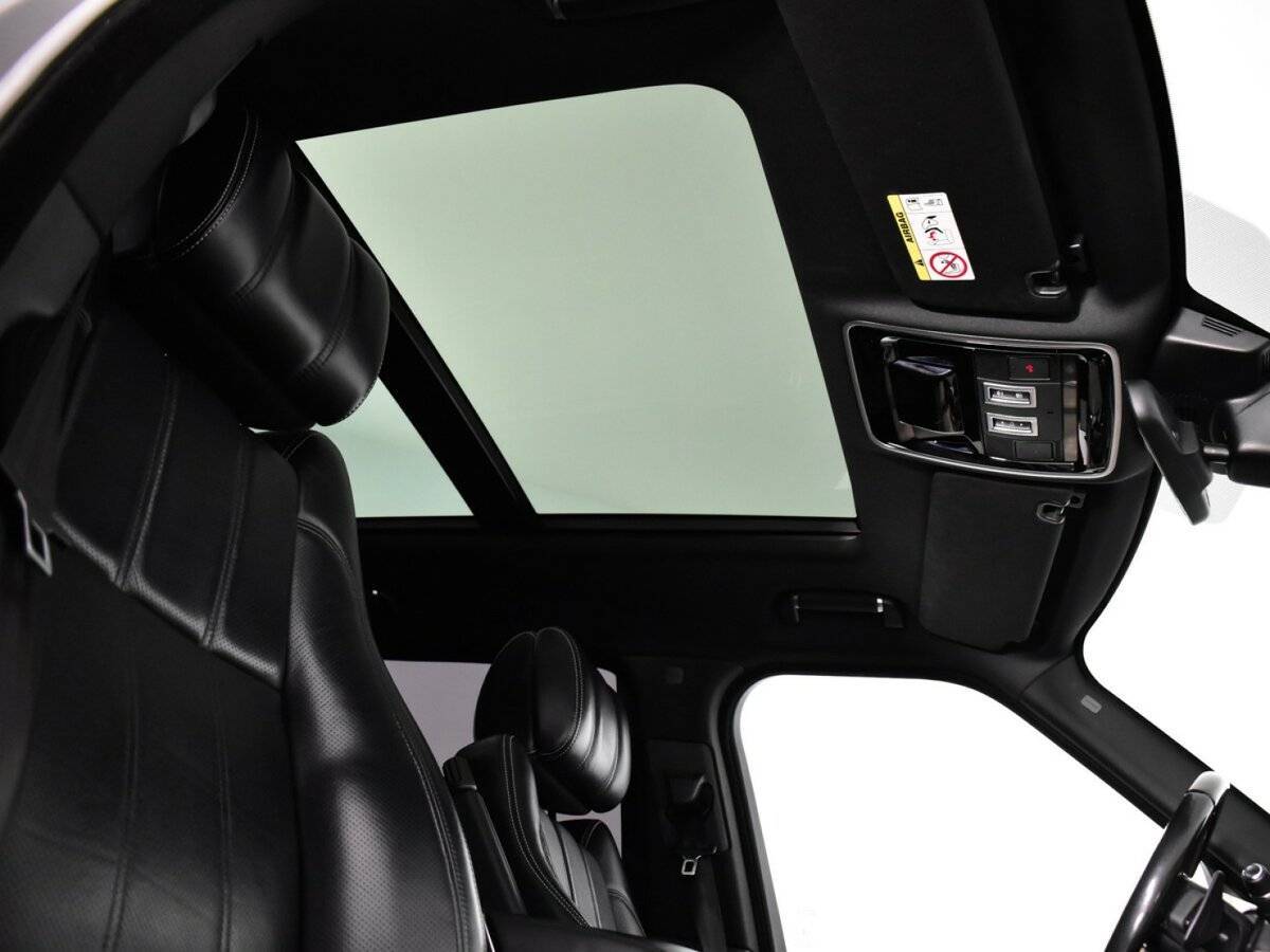 Land Rover Range Rover с пробегом — 2017 год. Фото: #15