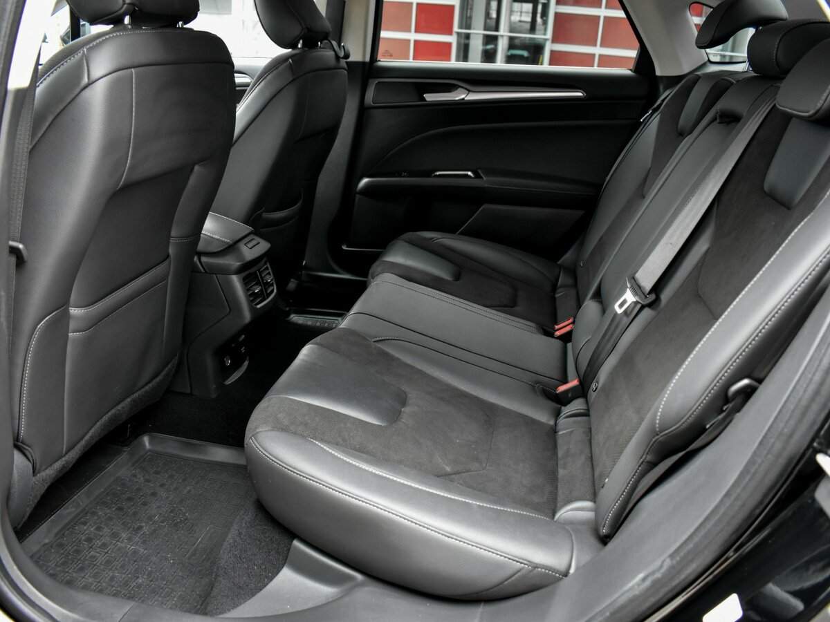 Ford Mondeo с пробегом — 2016 год. Фото: #12