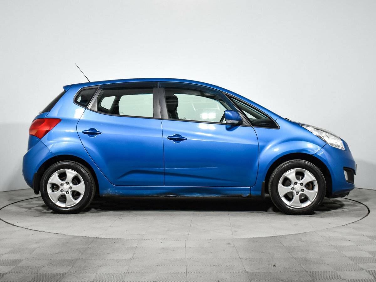 Kia Venga с пробегом — 2011 год. Фото: #3