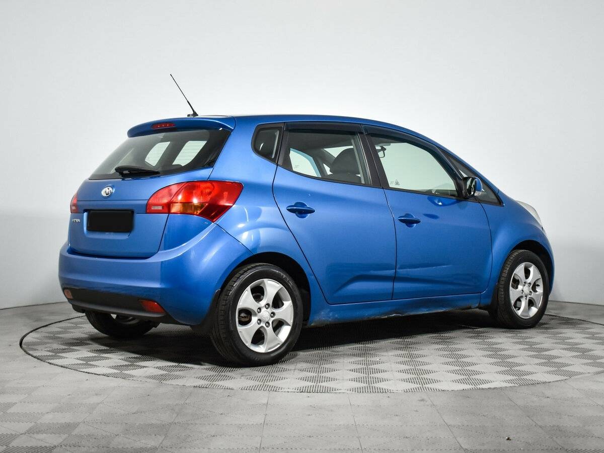 Kia Venga с пробегом — 2011 год. Фото: #4