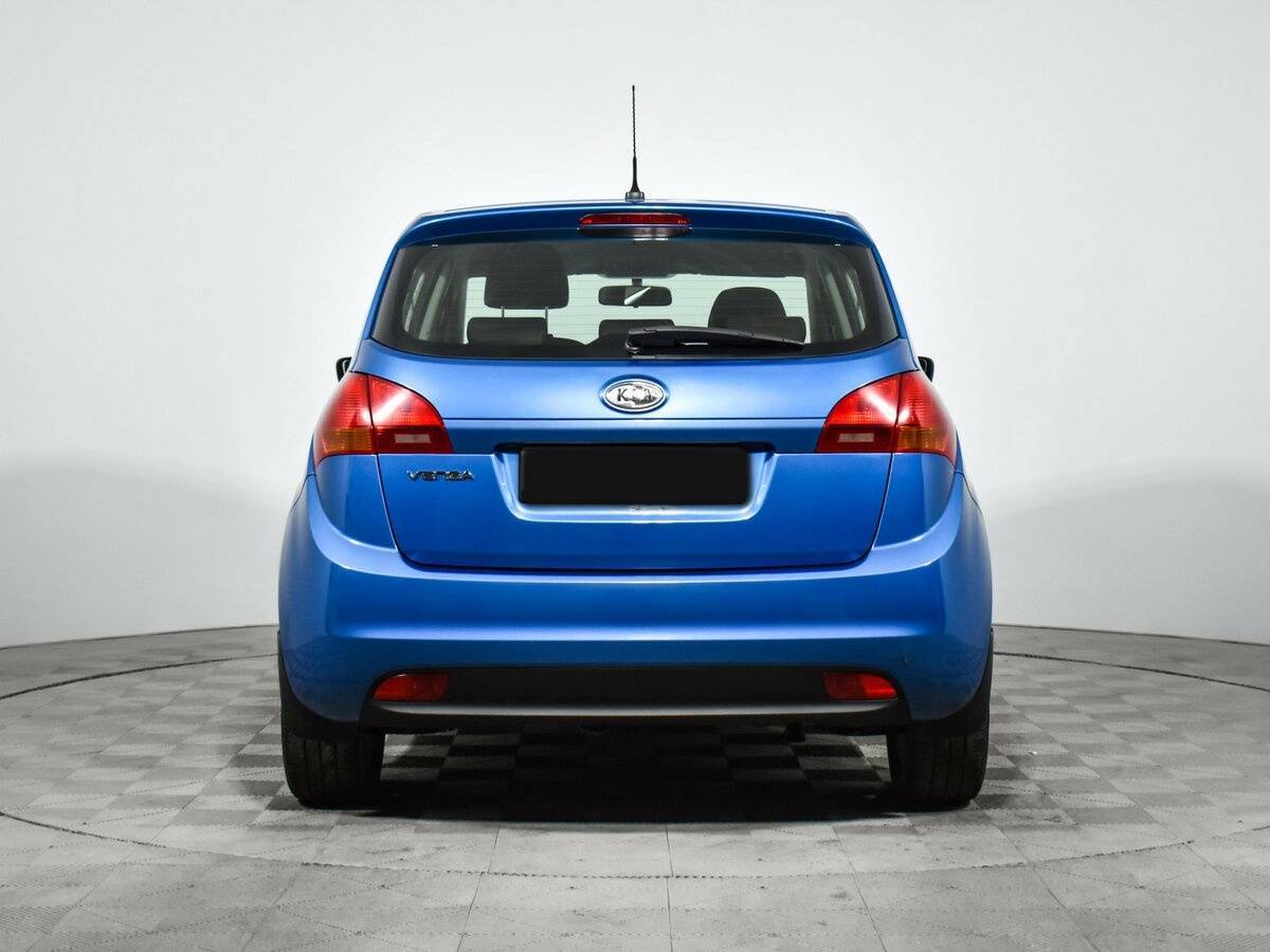 Kia Venga с пробегом — 2011 год. Фото: #5