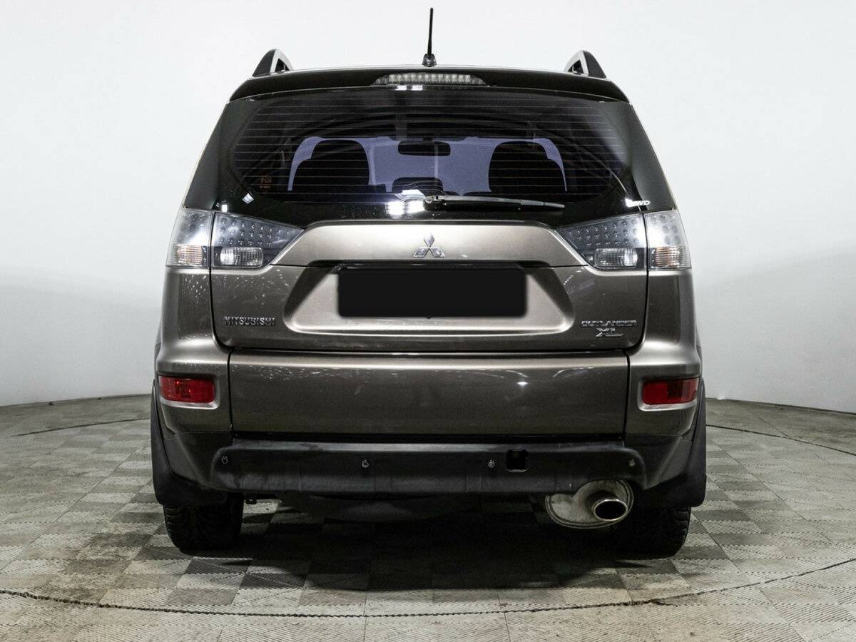 Mitsubishi Outlander с пробегом — 2011 год. Фото: #5