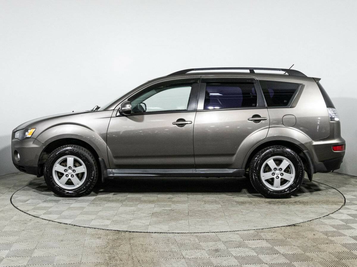 Mitsubishi Outlander с пробегом — 2011 год. Фото: #7
