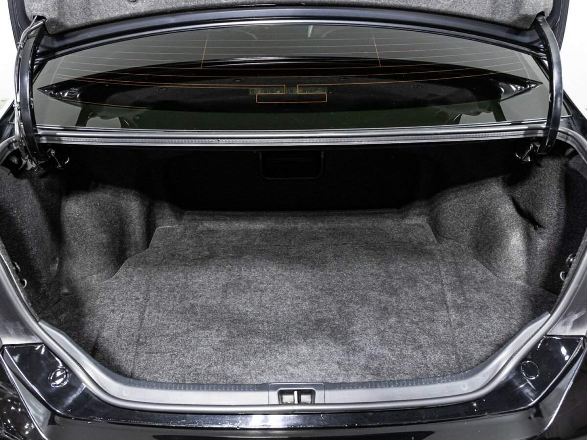 Toyota Camry с пробегом — 2011 год. Фото: #14