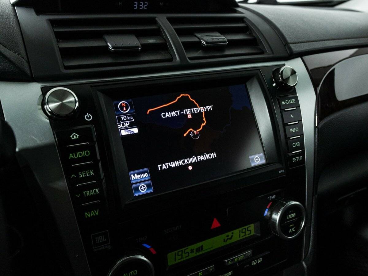 Toyota Camry с пробегом — 2011 год. Фото: #16