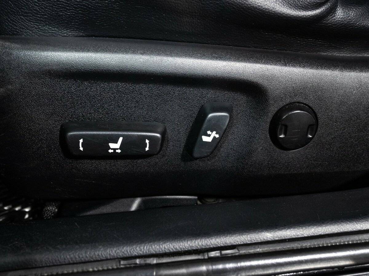 Toyota Camry с пробегом — 2011 год. Фото: #18