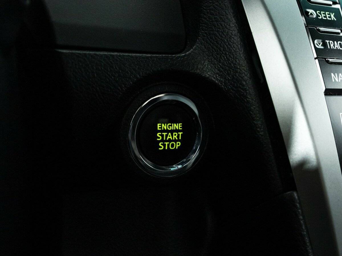 Toyota Camry с пробегом — 2011 год. Фото: #19