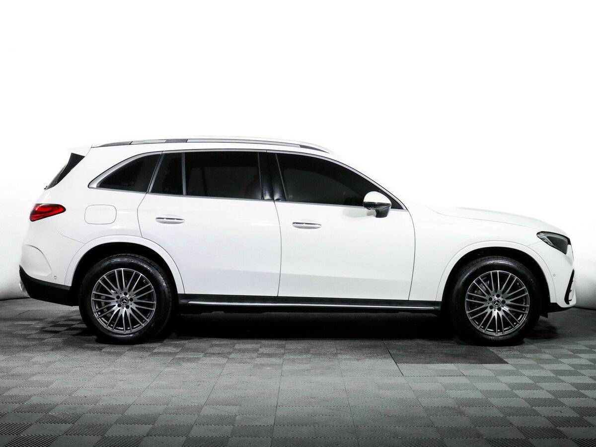 Mercedes-Benz GLC с пробегом — 2023 год. Фото: #3