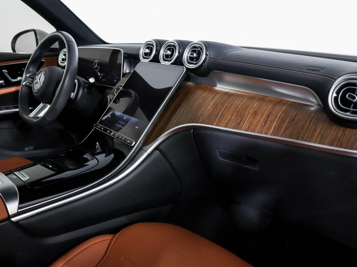 Mercedes-Benz GLC с пробегом — 2023 год. Фото: #5