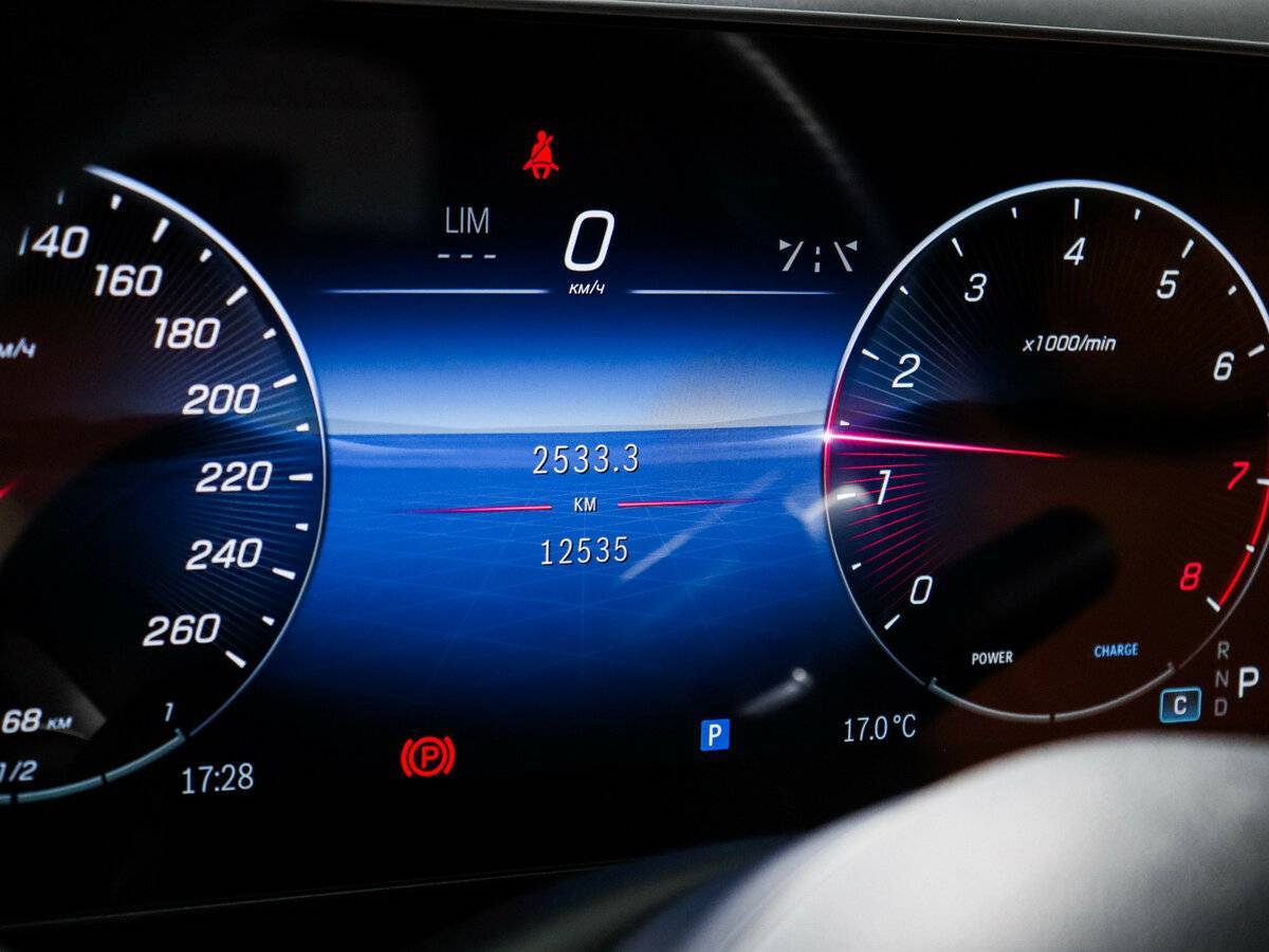 Mercedes-Benz GLC с пробегом — 2023 год. Фото: #7