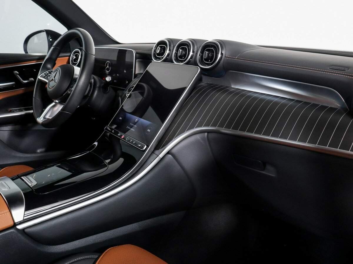 Mercedes-Benz GLC с пробегом — 2023 год. Фото: #5