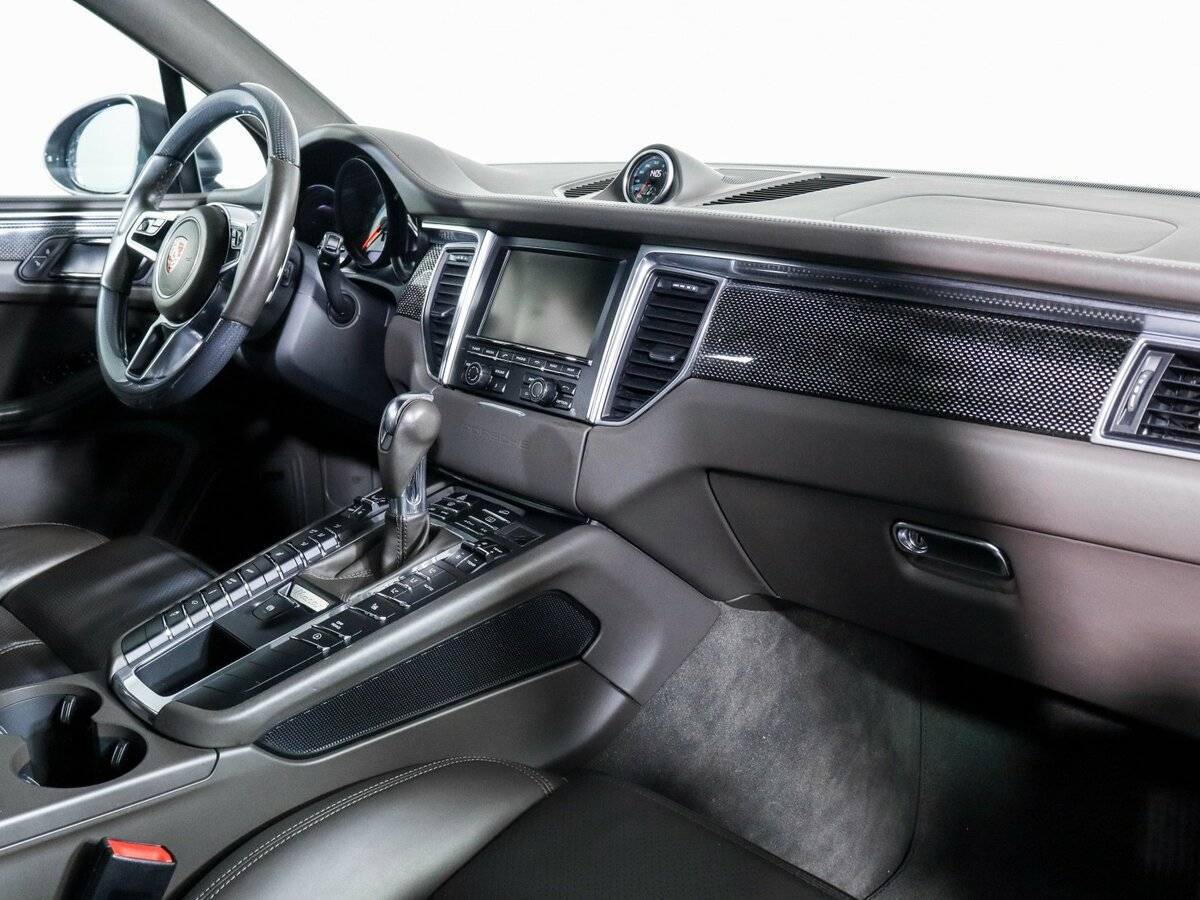 Porsche Macan с пробегом — 2015 год. Фото: #5