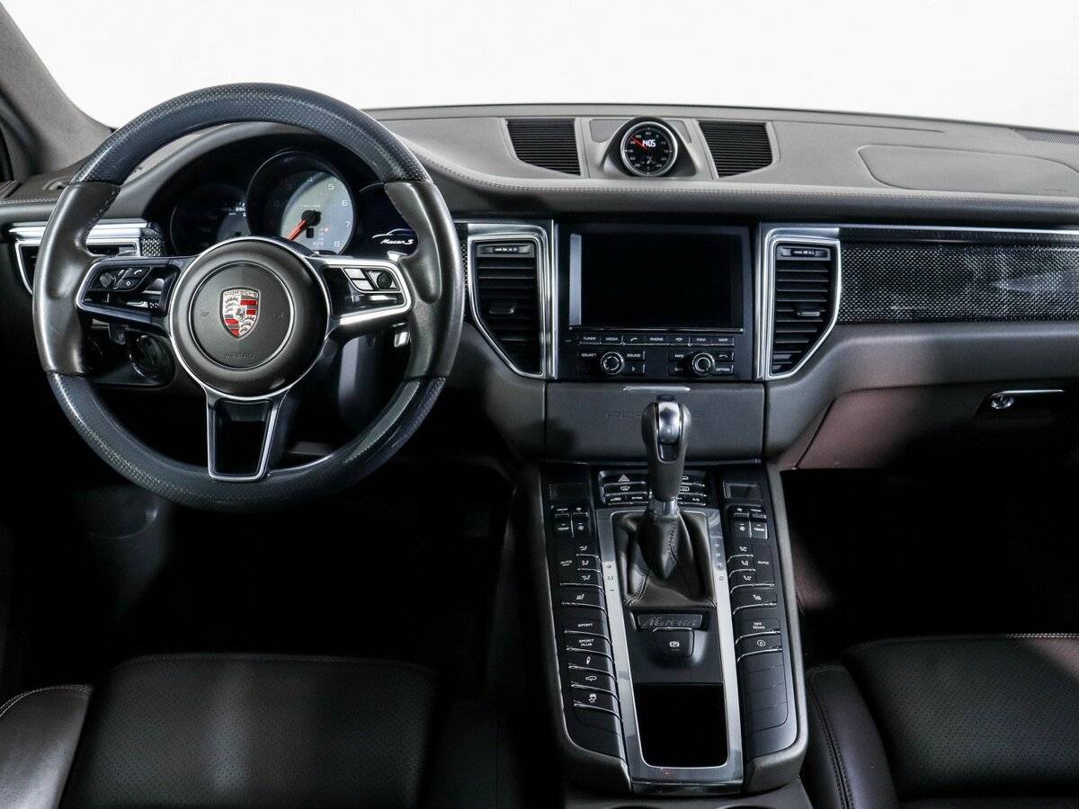 Porsche Macan с пробегом — 2015 год. Фото: #8