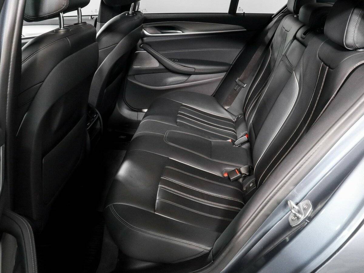 BMW 5 серии с пробегом — 2018 год. Фото: #10