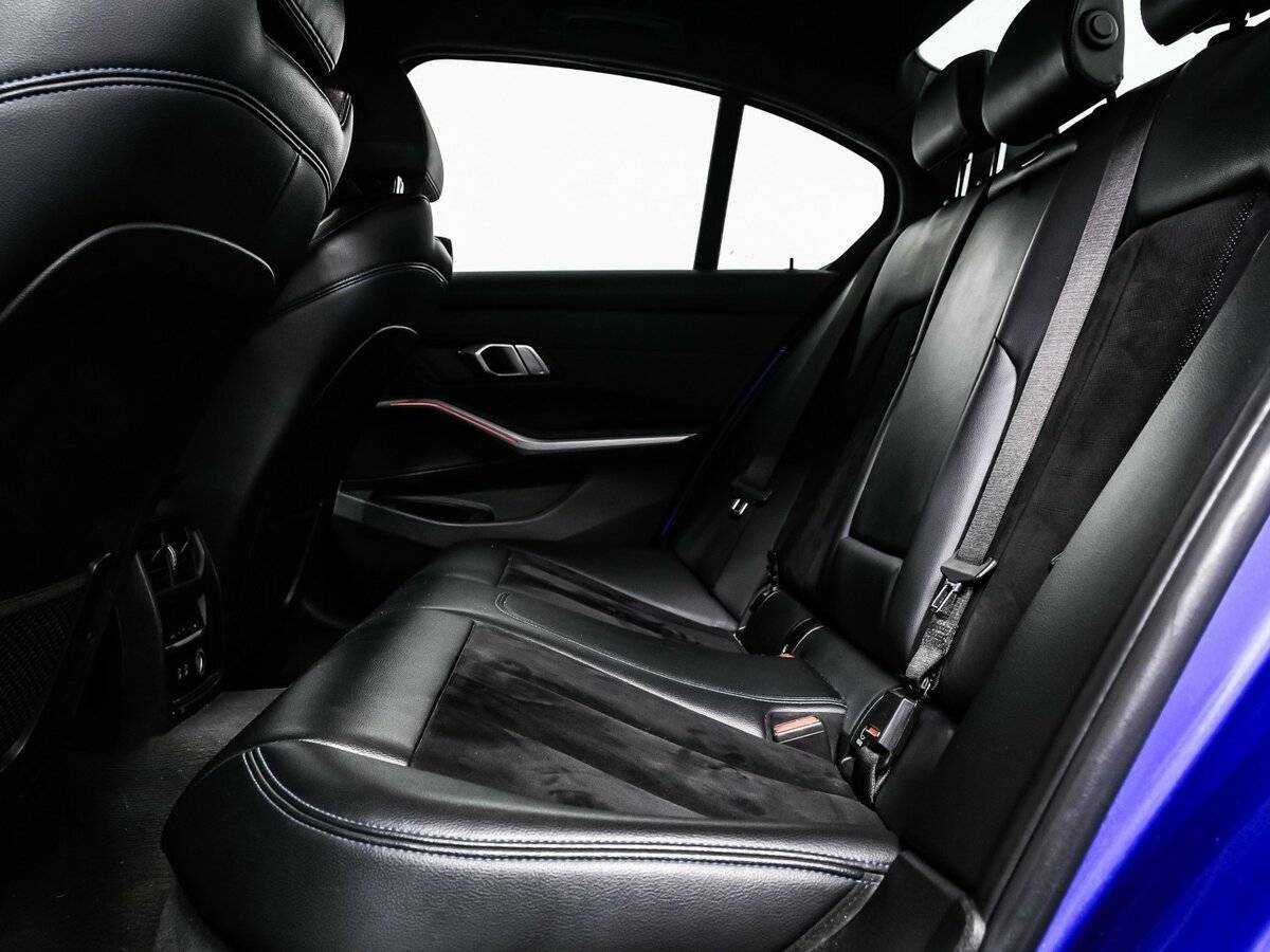 BMW 3 серии с пробегом — 2019 год. Фото: #11