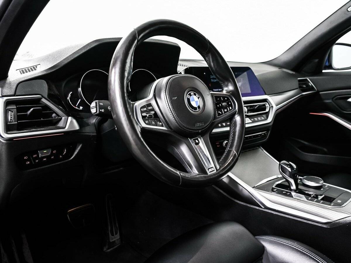 BMW 3 серии с пробегом — 2019 год. Фото: #12