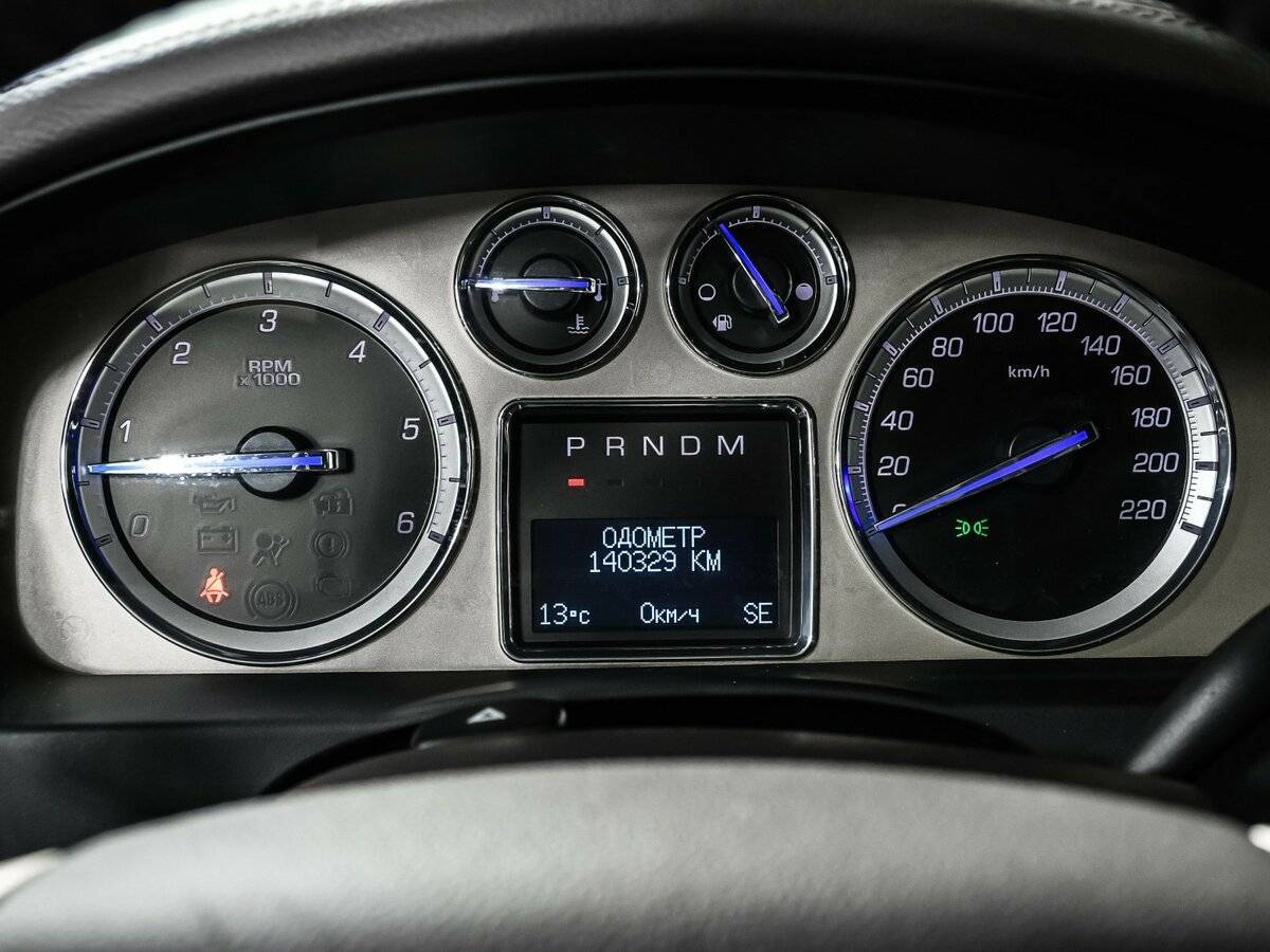 Cadillac Escalade с пробегом — 2013 год. Фото: #9