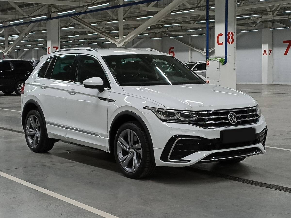 Volkswagen Tiguan с пробегом — 2021 год. Фото: #2