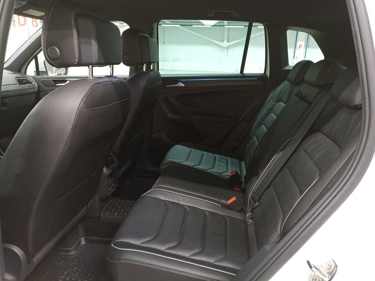 Volkswagen Tiguan с пробегом — 2021 год. Фото: #11