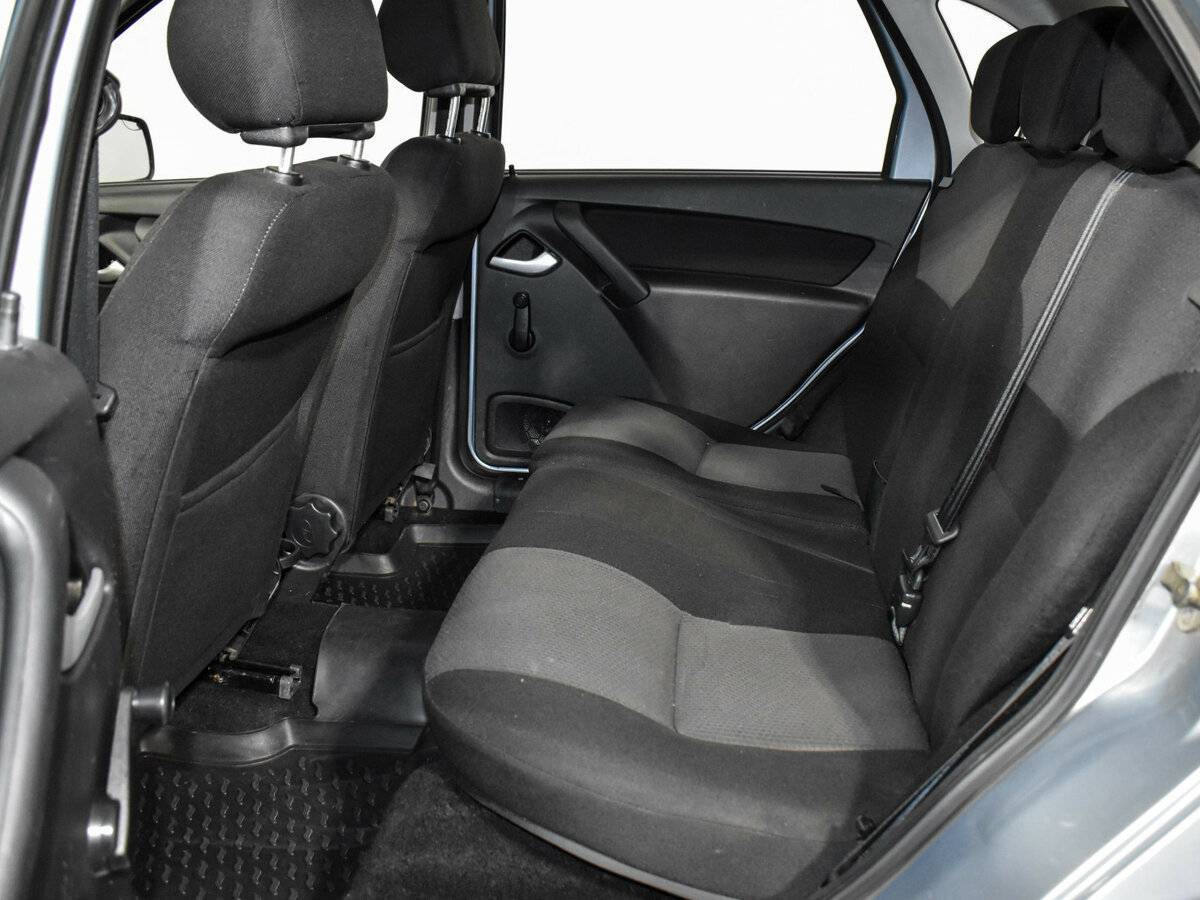 Lada (ВАЗ) Kalina с пробегом — 2013 год. Фото: #10