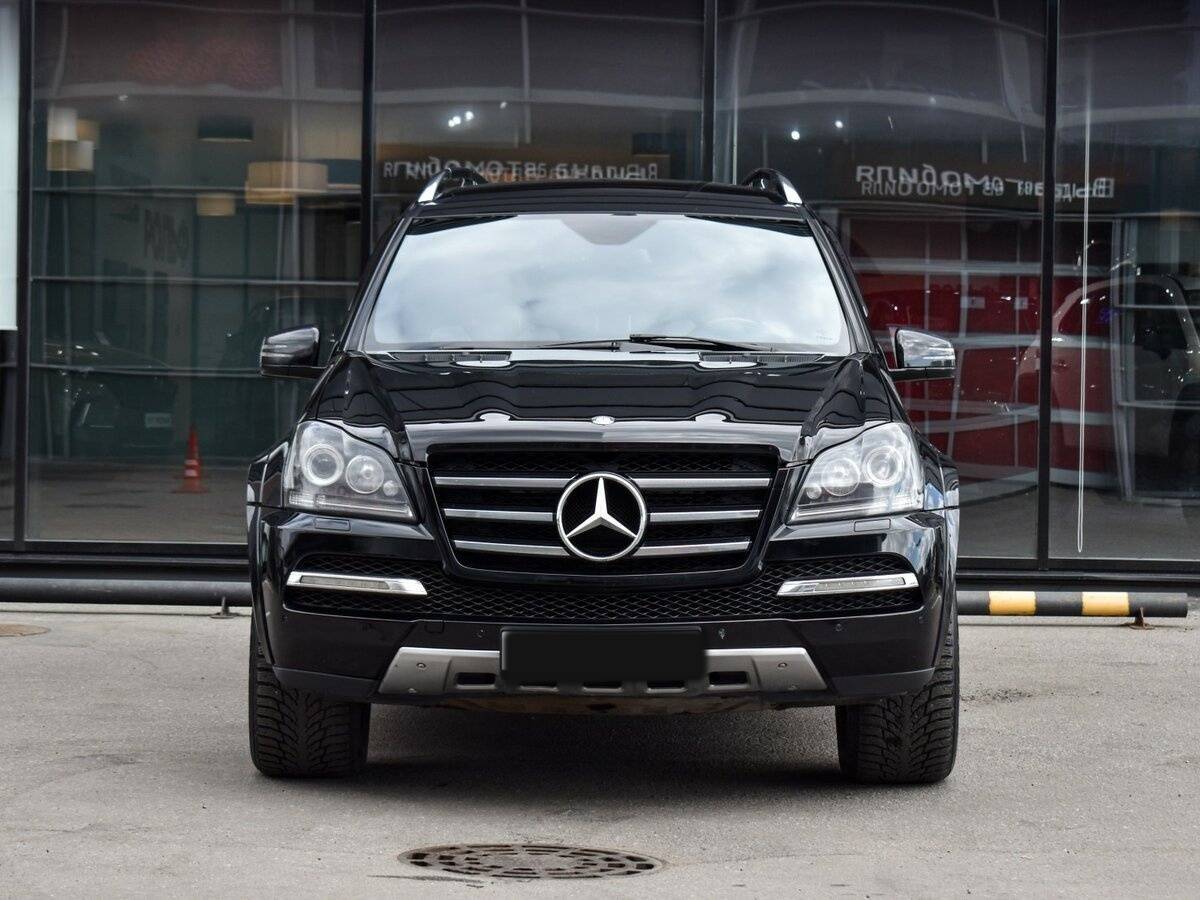 Mercedes-Benz GL-Класс с пробегом — 2012 год. Фото: #1