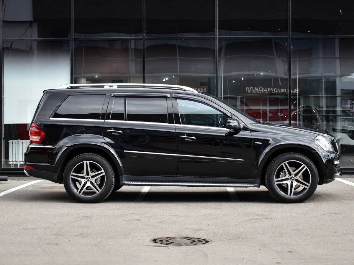 Mercedes-Benz GL-Класс с пробегом — 2012 год. Фото: #3