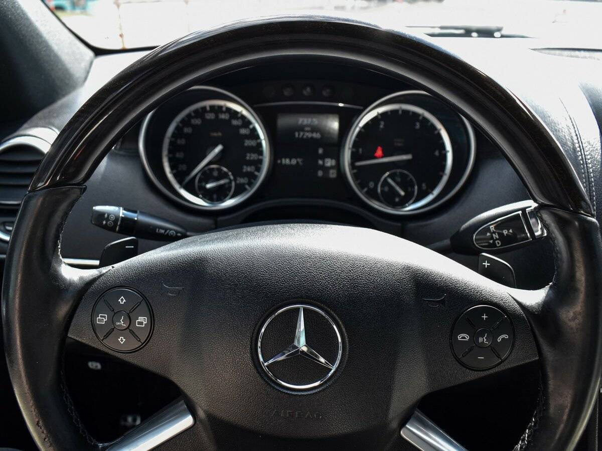 Mercedes-Benz GL-Класс с пробегом — 2012 год. Фото: #19