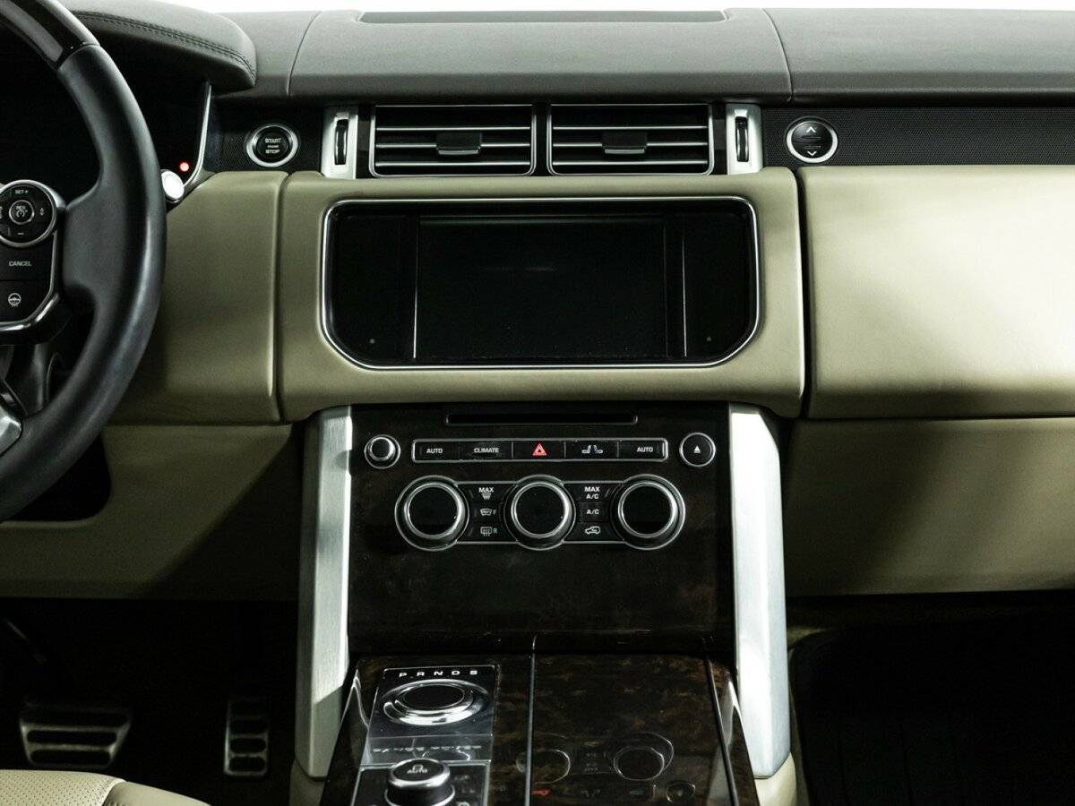 Land Rover Range Rover с пробегом — 2014 год. Фото: #13