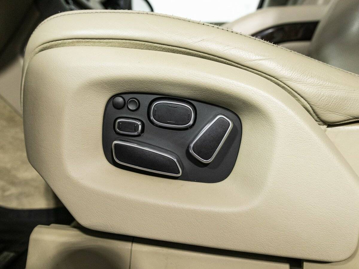 Land Rover Range Rover с пробегом — 2014 год. Фото: #20