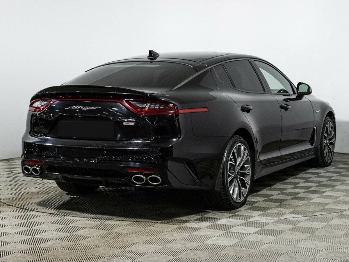 Kia Stinger с пробегом — 2018 год. Фото: #4