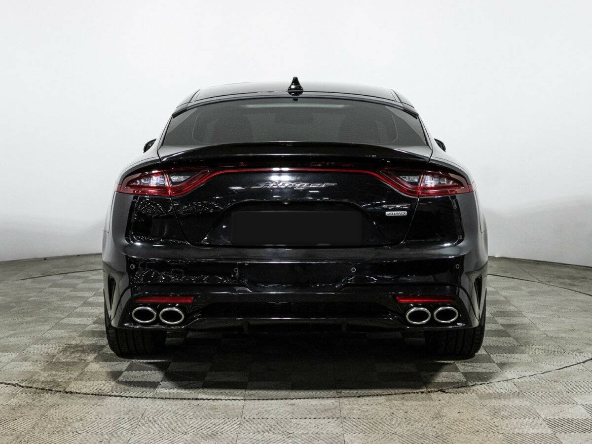 Kia Stinger с пробегом — 2018 год. Фото: #5