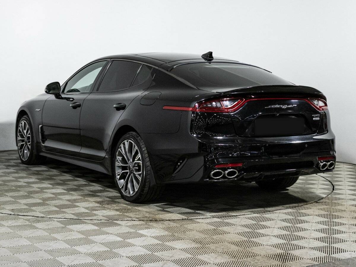 Kia Stinger с пробегом — 2018 год. Фото: #6