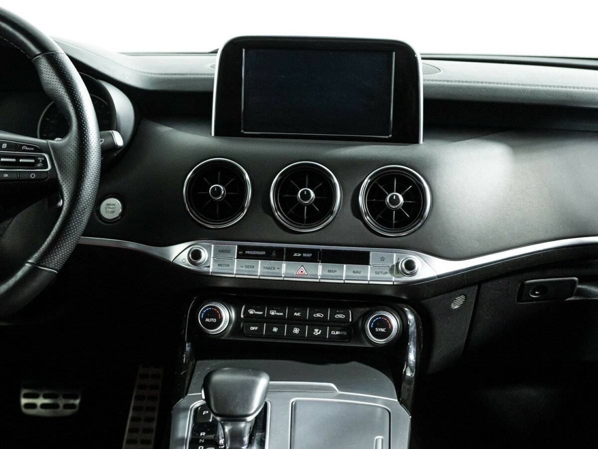 Kia Stinger с пробегом — 2018 год. Фото: #13