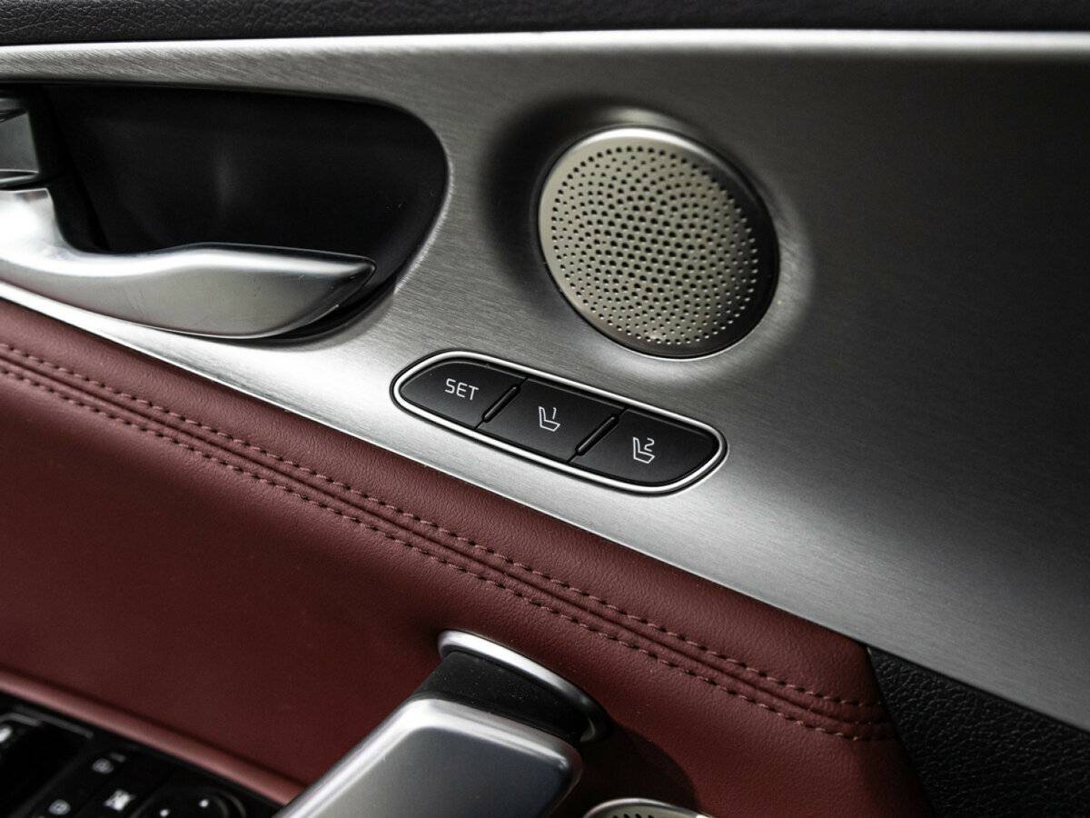 Kia Stinger с пробегом — 2018 год. Фото: #17